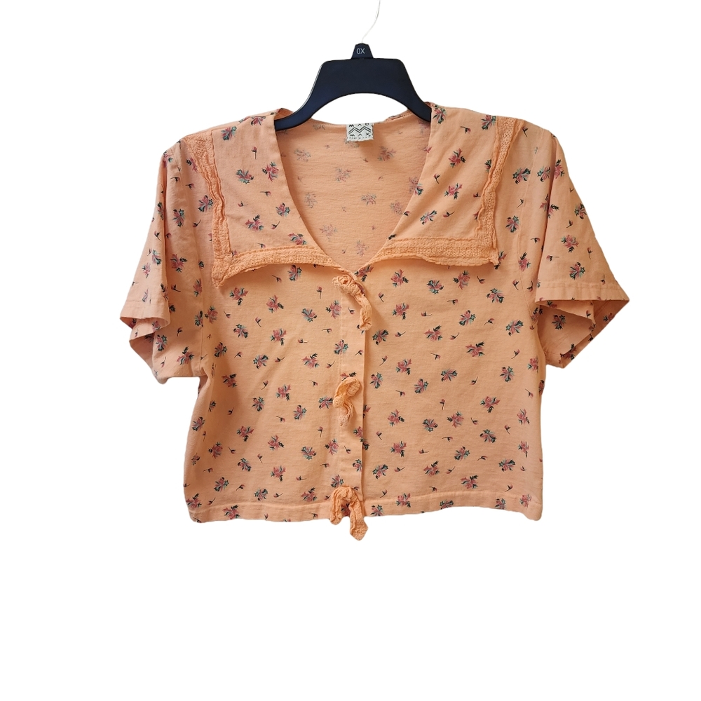 Mad Max Vintage Floral Coral Crop Top